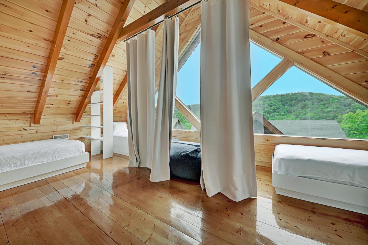 Gorgeous Large Mountain View Cabin W Hot Tub, Free Wifi, Games Villa เซอเวียร์วีล ภายนอก รูปภาพ