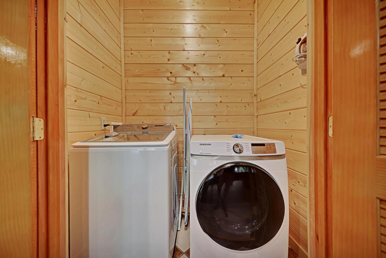 Gorgeous Large Mountain View Cabin W Hot Tub, Free Wifi, Games Villa เซอเวียร์วีล ภายนอก รูปภาพ