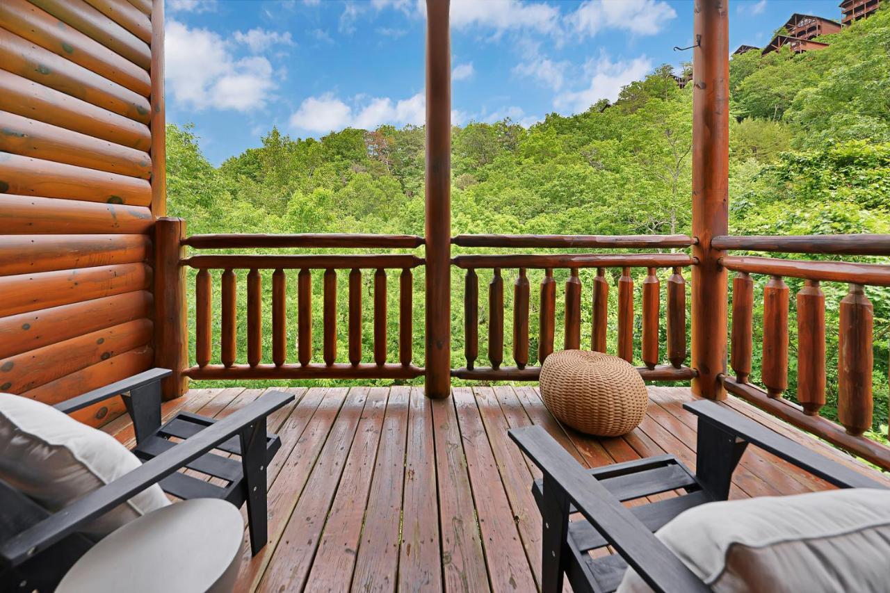 Gorgeous Large Mountain View Cabin W Hot Tub, Free Wifi, Games Villa เซอเวียร์วีล ภายนอก รูปภาพ