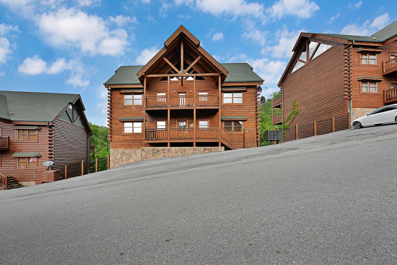 Gorgeous Large Mountain View Cabin W Hot Tub, Free Wifi, Games Villa เซอเวียร์วีล ภายนอก รูปภาพ