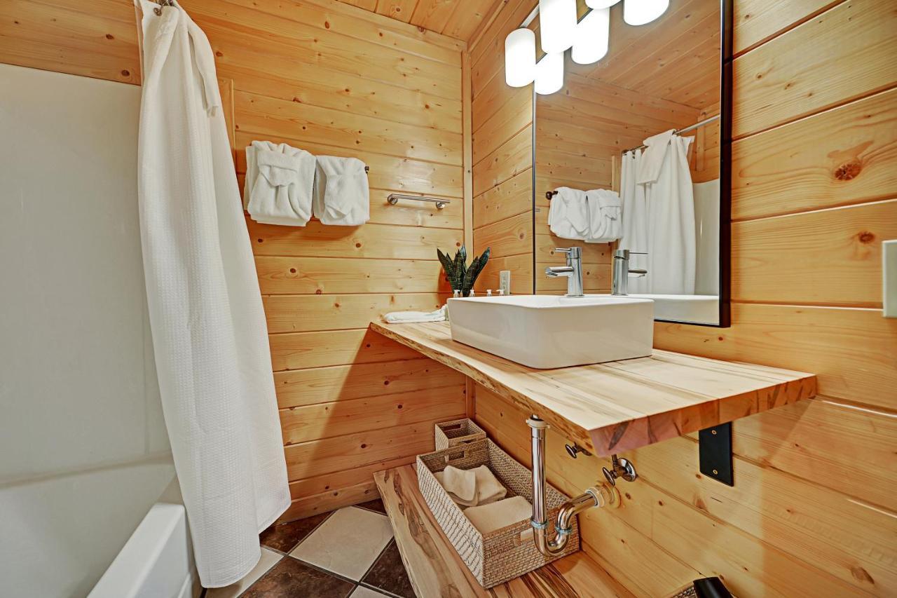 Gorgeous Large Mountain View Cabin W Hot Tub, Free Wifi, Games Villa เซอเวียร์วีล ภายนอก รูปภาพ